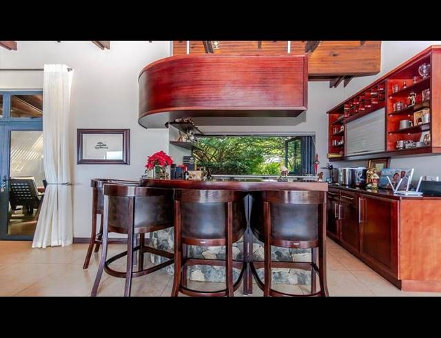 5 BEDROOM HOUSE FOR SALE IN SIMBITHI ECO ESTATE